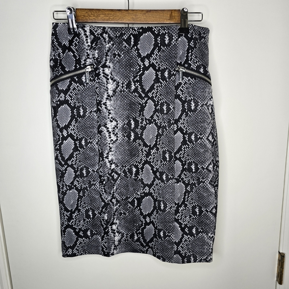 Michael Kors Black and Gray Snake Print Pencil Skirt Size 4